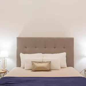 Stylish Luxury By Anna Apartment