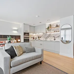 bow-lane-by-q-apartments.brighton-hotels-england.com/