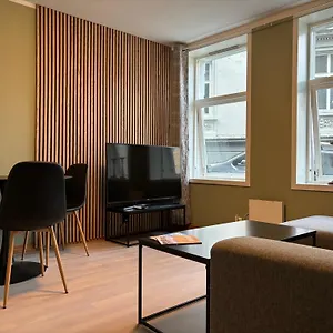 https://easy-living.hotelsinbergen.net