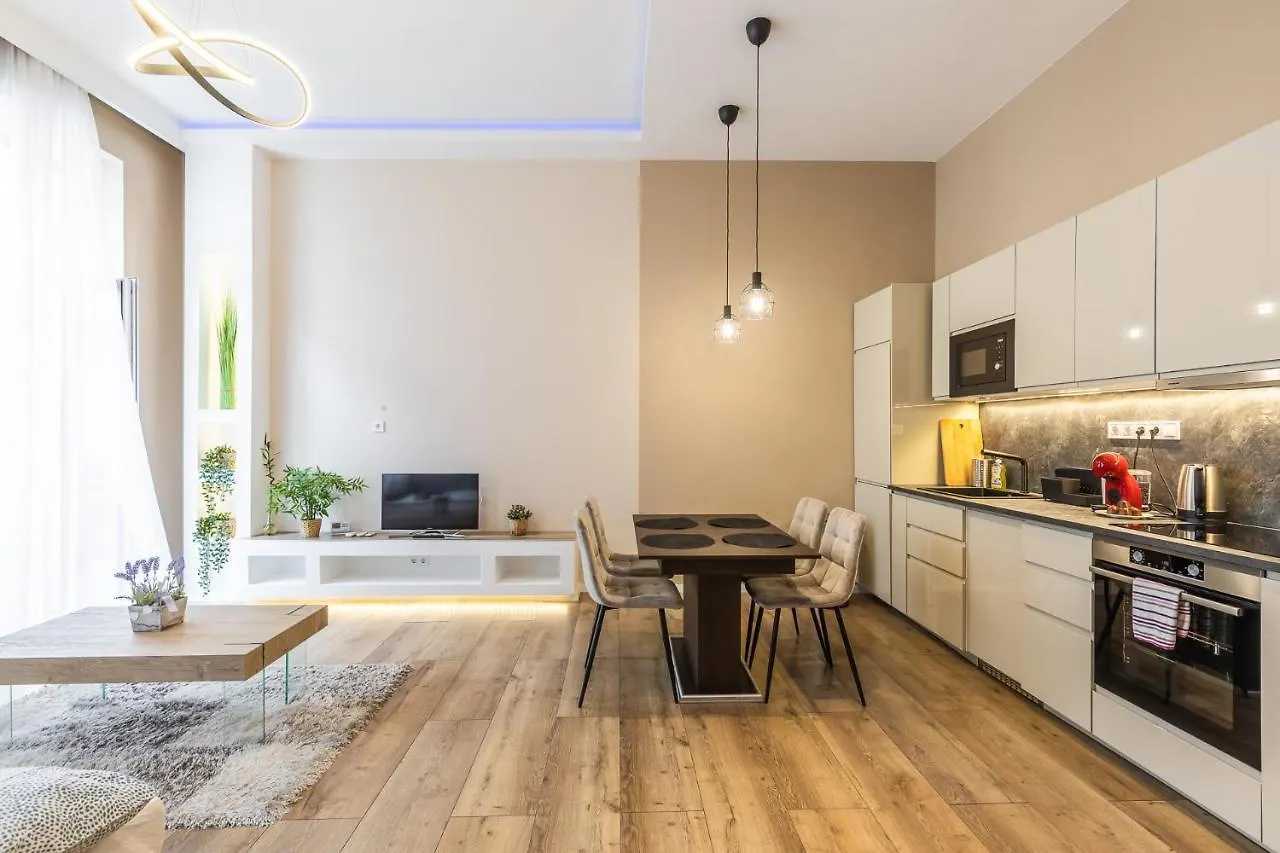 Apartament Csengery Deluxe Home With Balcony Budapesta Ungaria